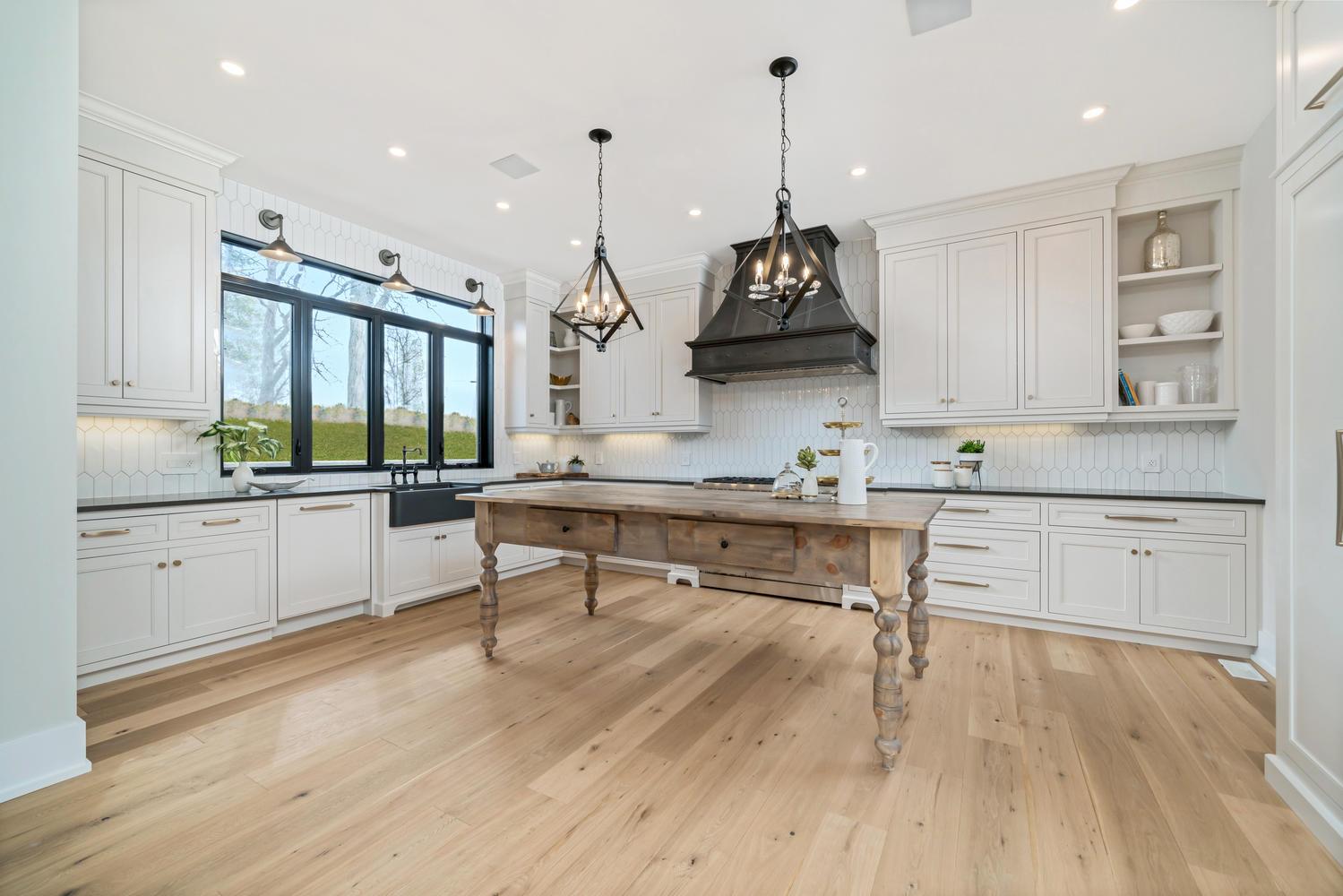 212 Forest Creek Dr Kitchener-large-021-94-Kitchen-1499x1000-72dpi.jpg