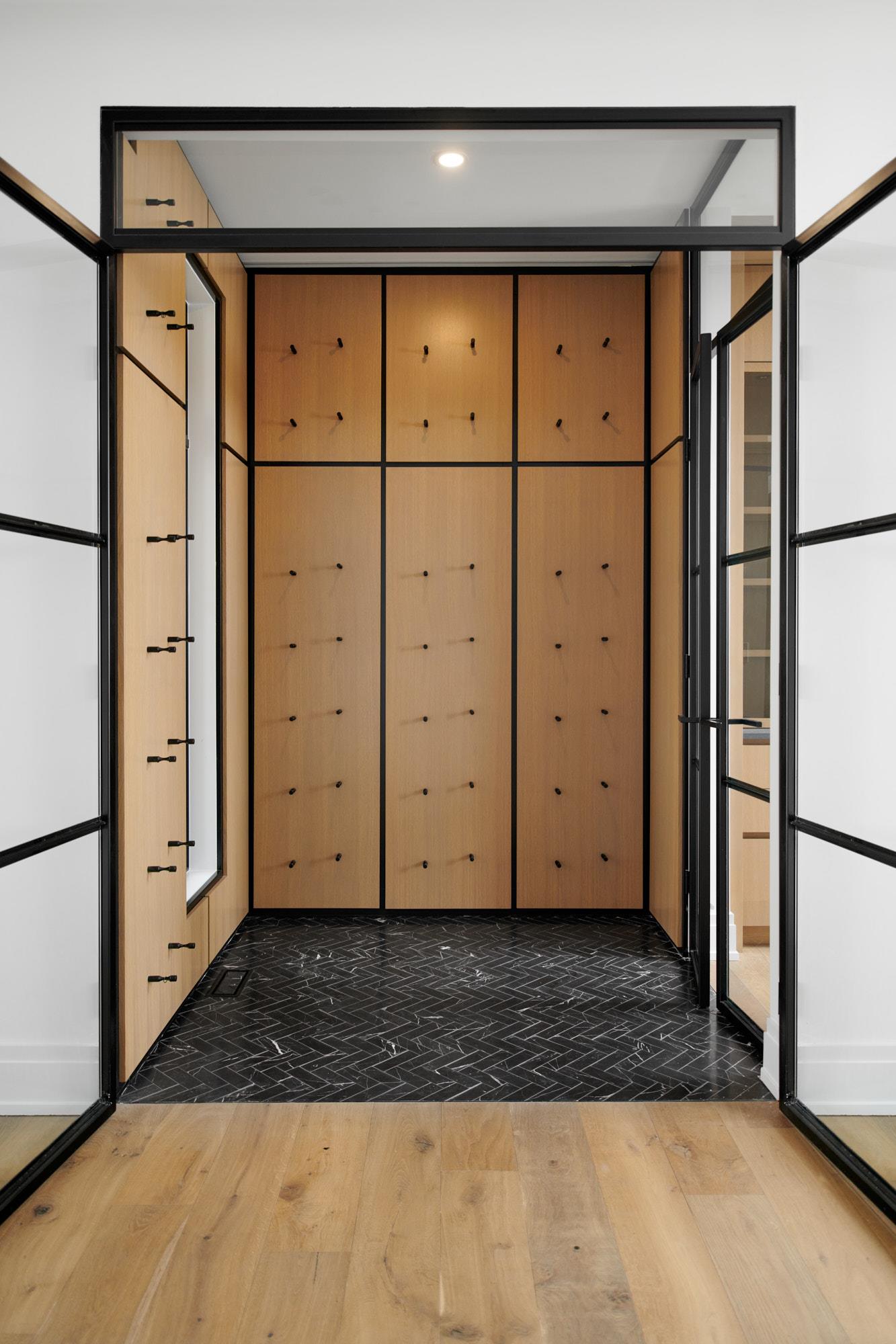 2023-04-03-Barzotti-Ancaster-Brandon Marsh Photography-Web-Downsized-0008.jpg